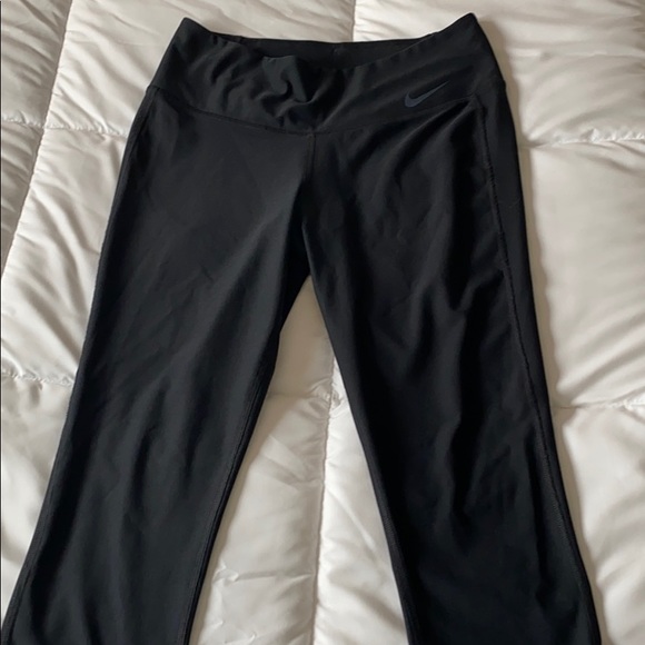 Nike Pants - Nike Dri-Fit Crops